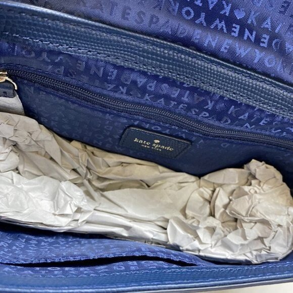 KATE SPADE NEW YORK Leather Riverside Street Collection Emmie Crossbody NWT - Picture 9 of 13